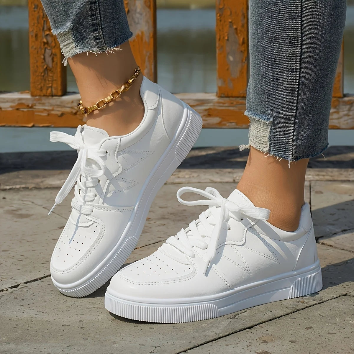 Women’s Sneakers