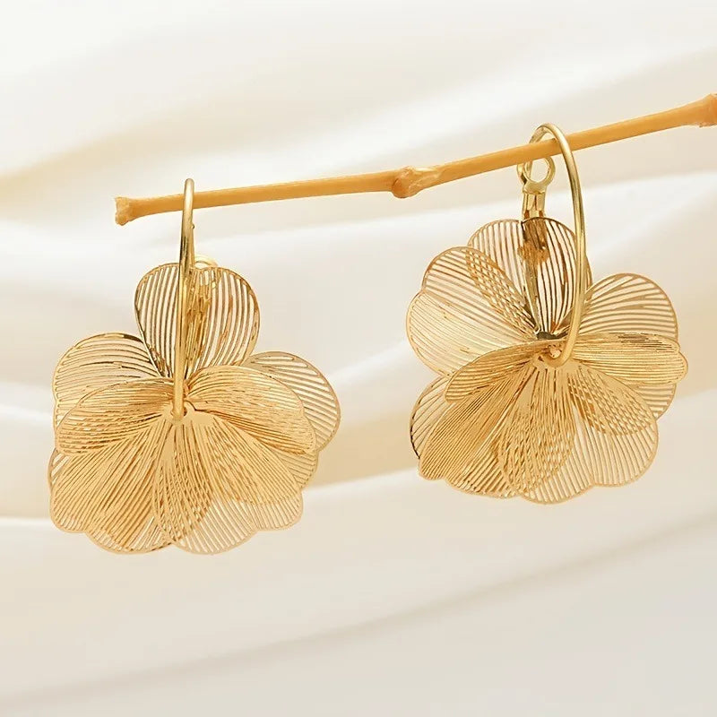 Flower Drop Earrings