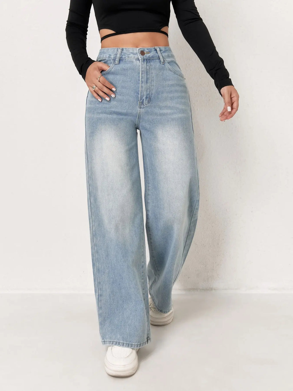 Wide-Leg Jeans