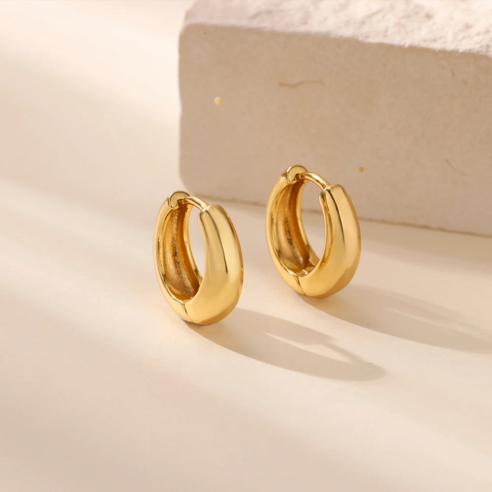 Aurelle Hoops