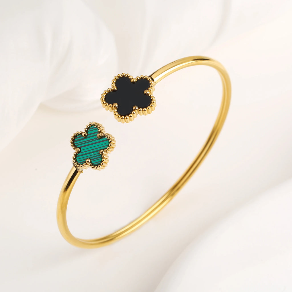 Clover Bangle