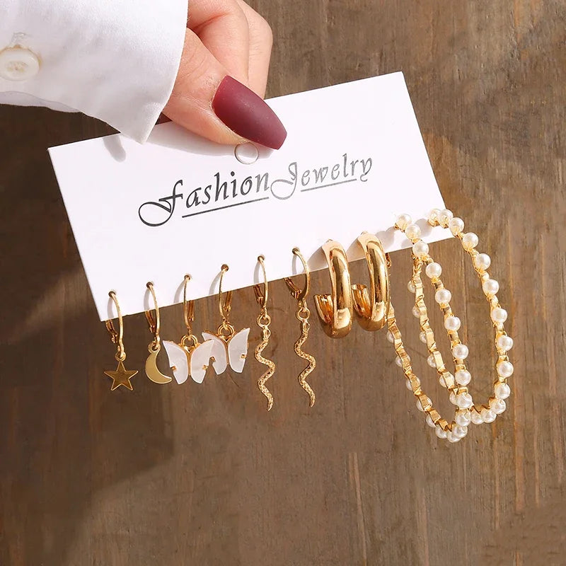 Chic vintage pearl earrings