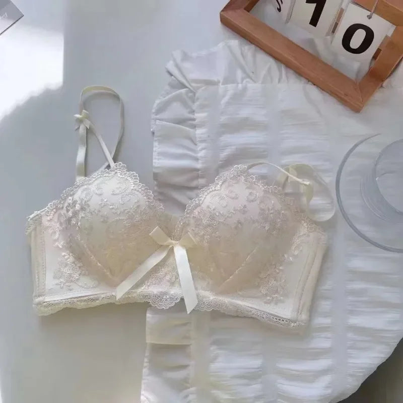 Push-Up Bra