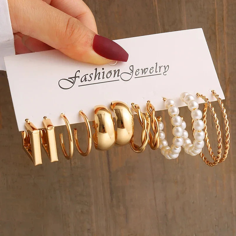 Chic vintage pearl earrings