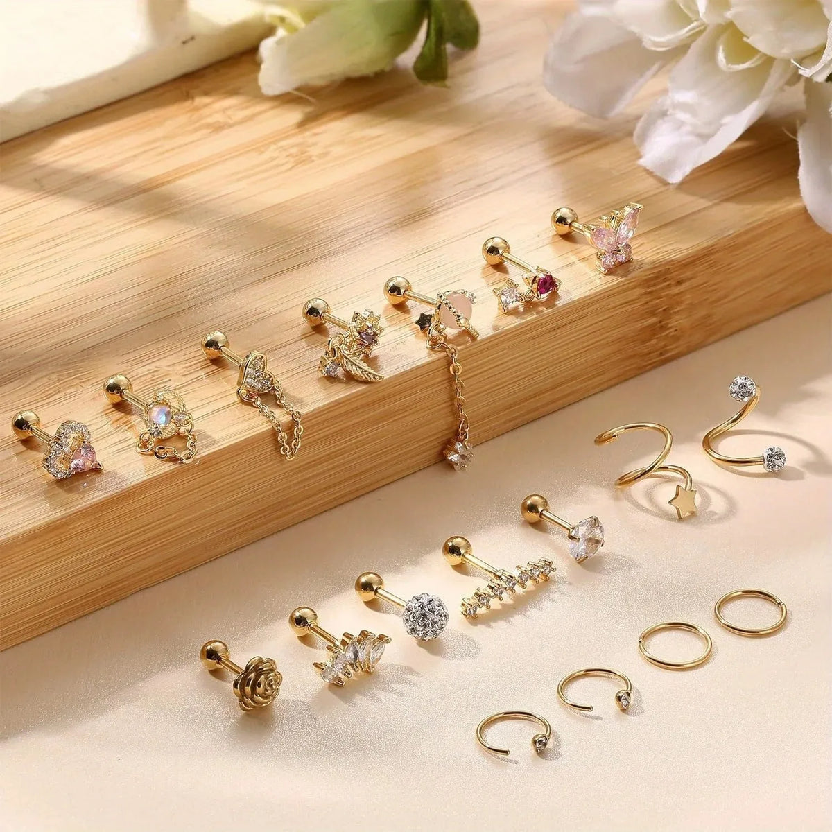Elegant flower stud earrings