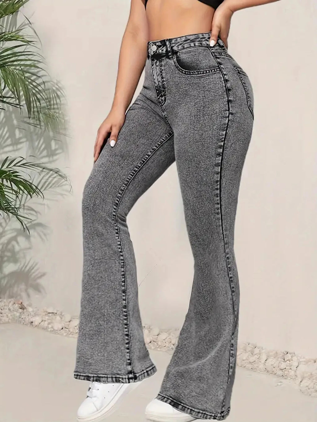 Flared Jeans
