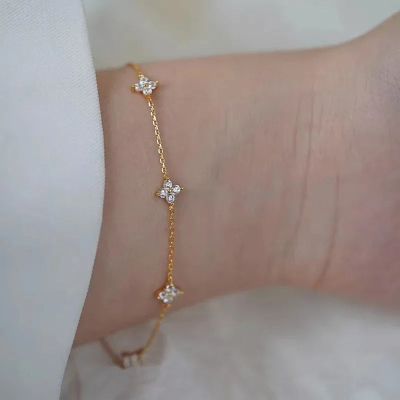 Zircon Flower Bracelet