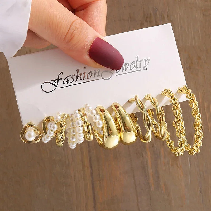 Chic vintage pearl earrings